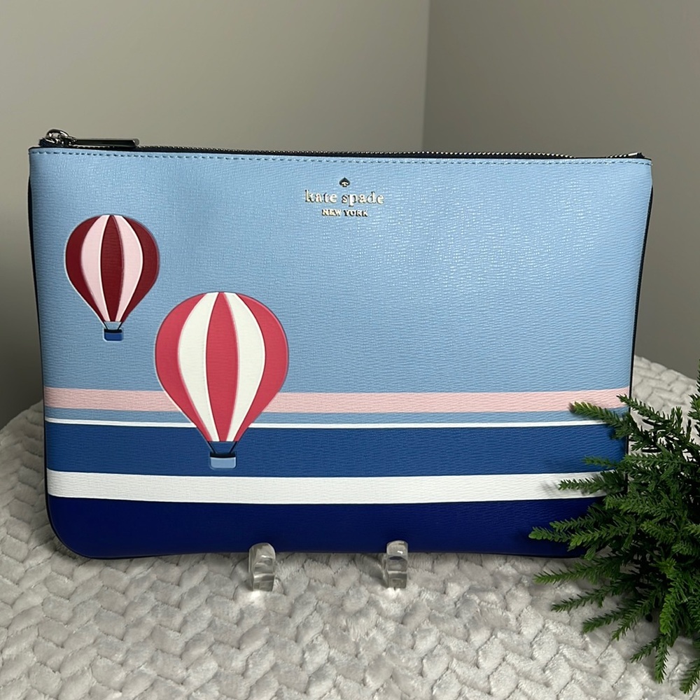 🎀 Kate Spade ♠️ large clutch makeup pouch